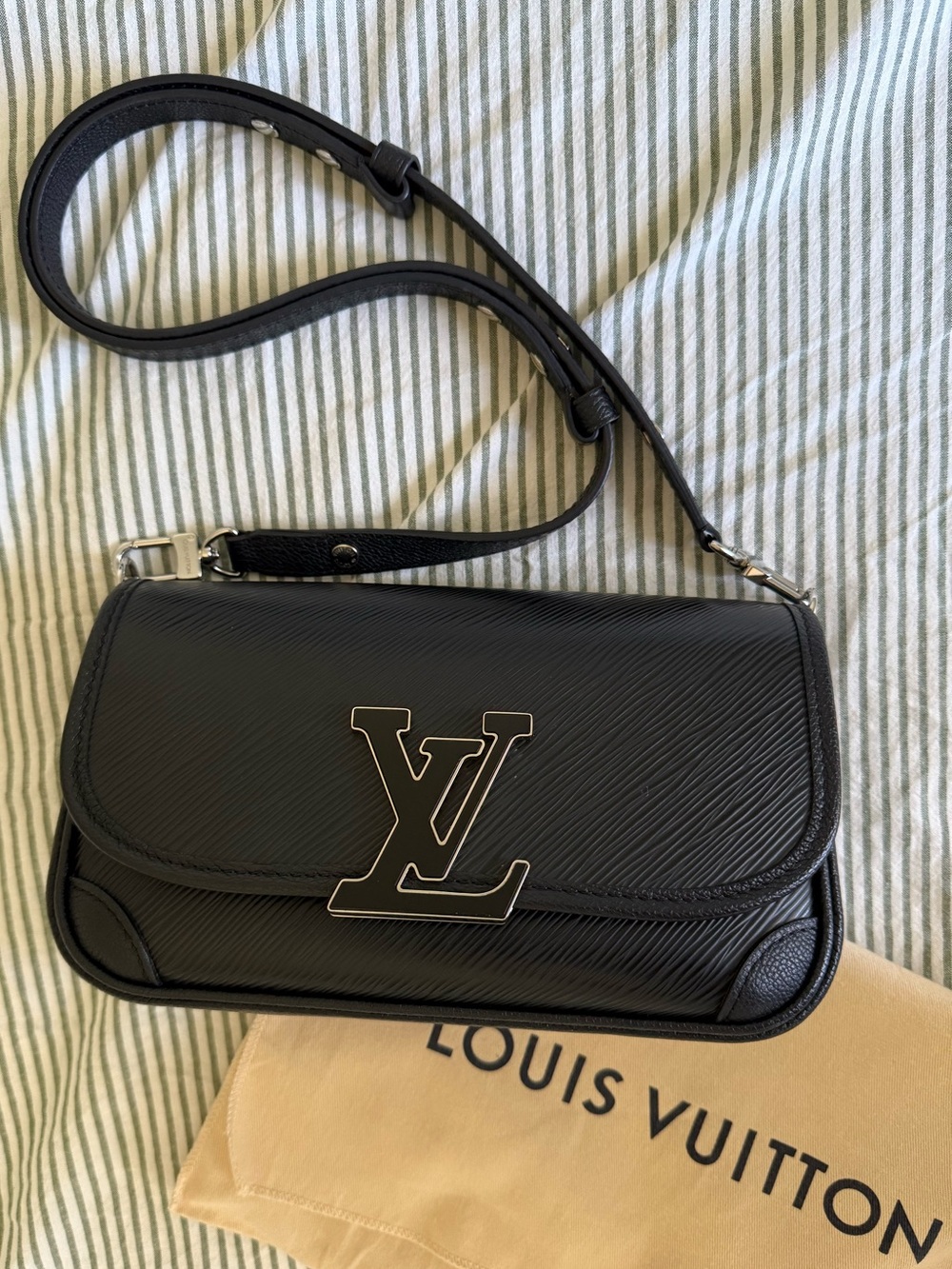 Louis Vuitton Buci - Black Epi Leather
